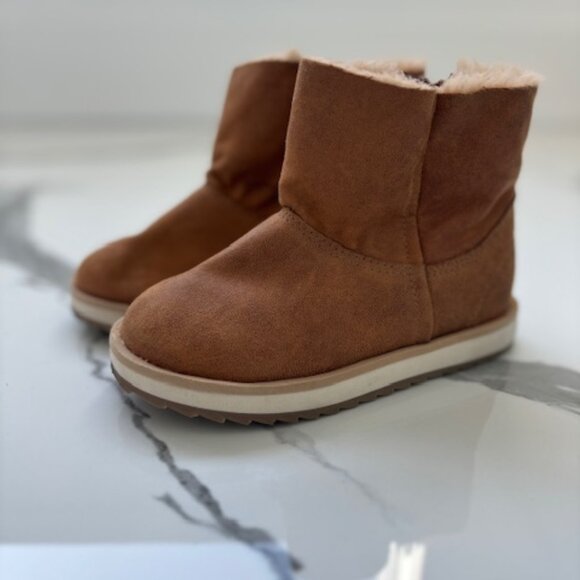 Zara lined tan toddler boots size 24/8 - Picture 1 of 12